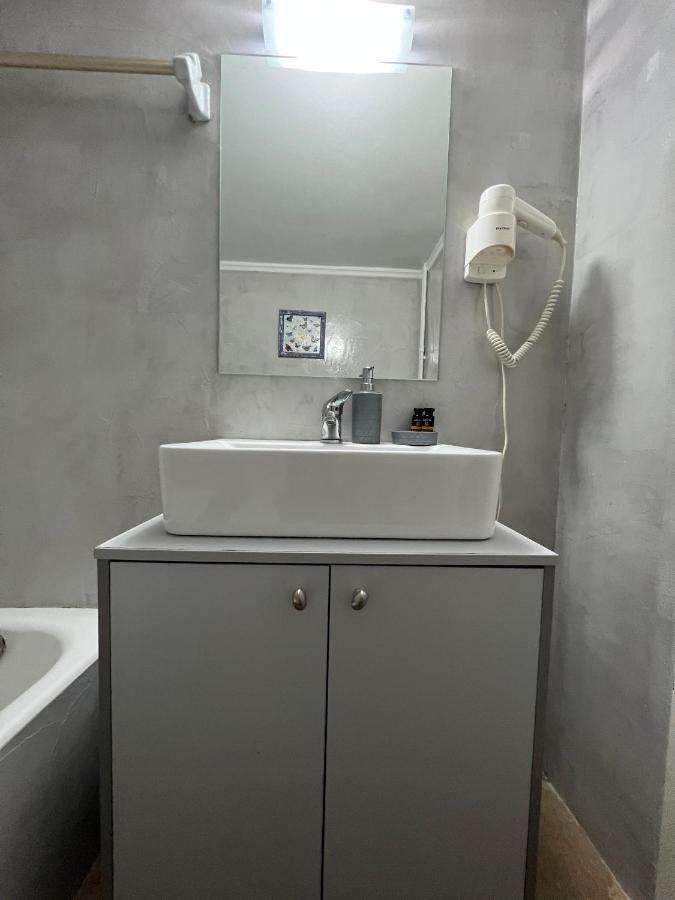 Agios Eleftherios Metro St. 2 Bedrms 4 Pers. Flat Atény Exteriér fotografie